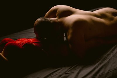 Dark & Moody Couples Boudoir