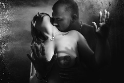 Hot Couples Photographer - Get Sexy Anniversary Photos