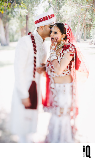 indian romantic bride and groom pictures