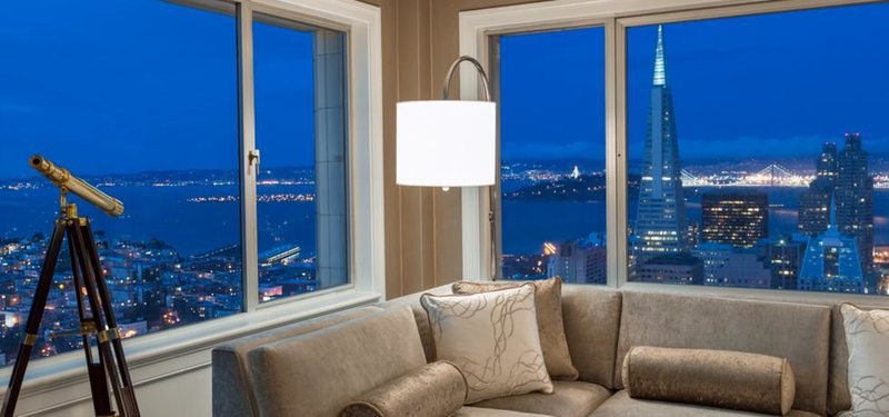 Fairmont San Francisco hotel room for wedding photos