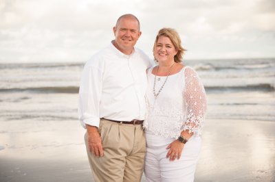 Couples beach portrait - Isle of Palms, SC 