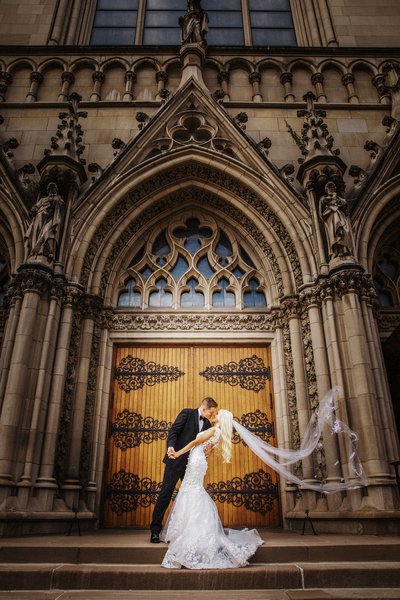Best rated wedding photographers in Pittsburgh, PA
